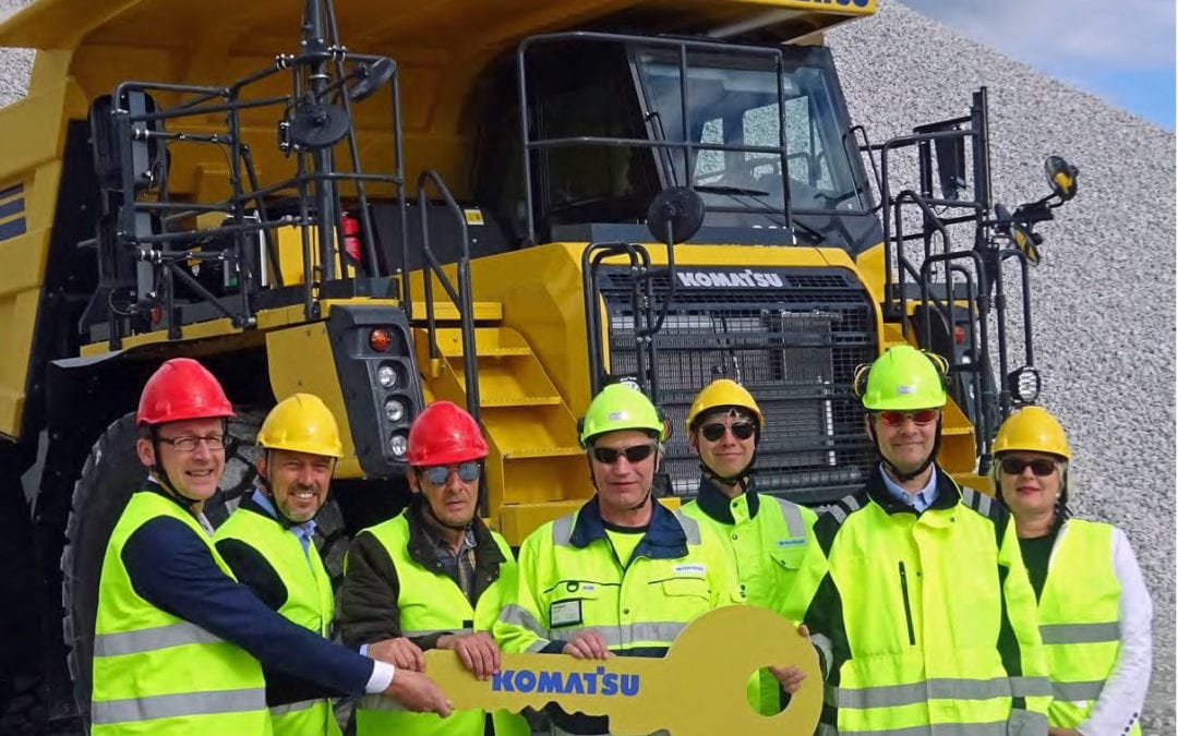 Söderberg & Haak sålde den 100:e Komatsu-maskinen till Nordkalk